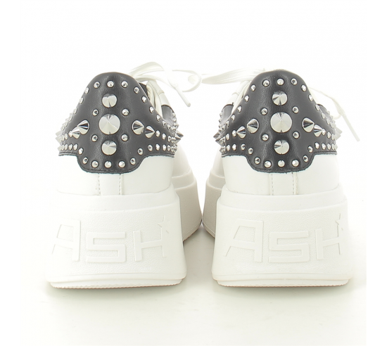 ash moby studs-01